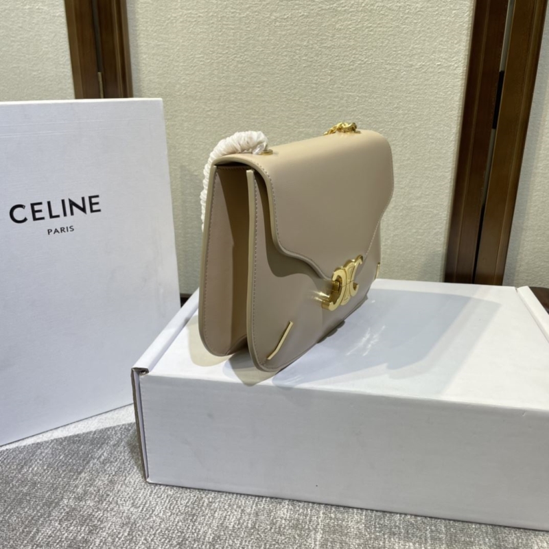 Ce1i*e triomphe bags